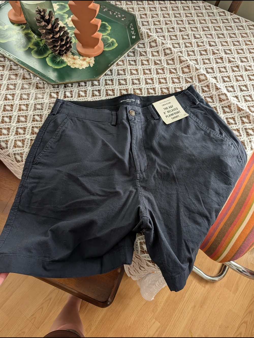 Abercrombie & Fitch Men's Black Flat-Front Shorts
